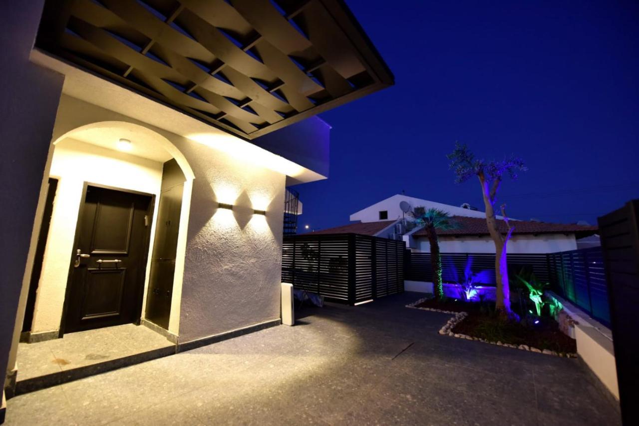 White-Private Pool Luxury Villa Эйлат Экстерьер фото