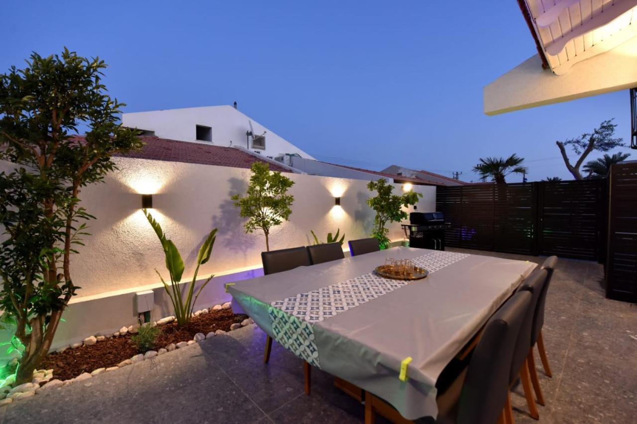 White-Private Pool Luxury Villa Эйлат Экстерьер фото